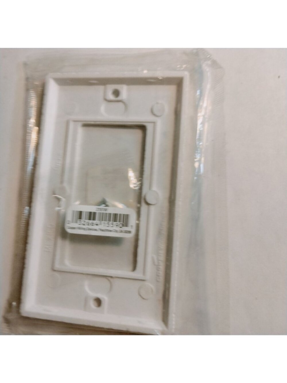 White Plastic Rectangular One Gang Single Rocker Toggle Wall Plate Light Switch - Picture 3 of 3